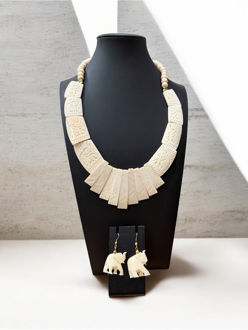Vtg Hand Carved Bovine Bone Elephant Bib Statement Necklace & Earrings Set  20”